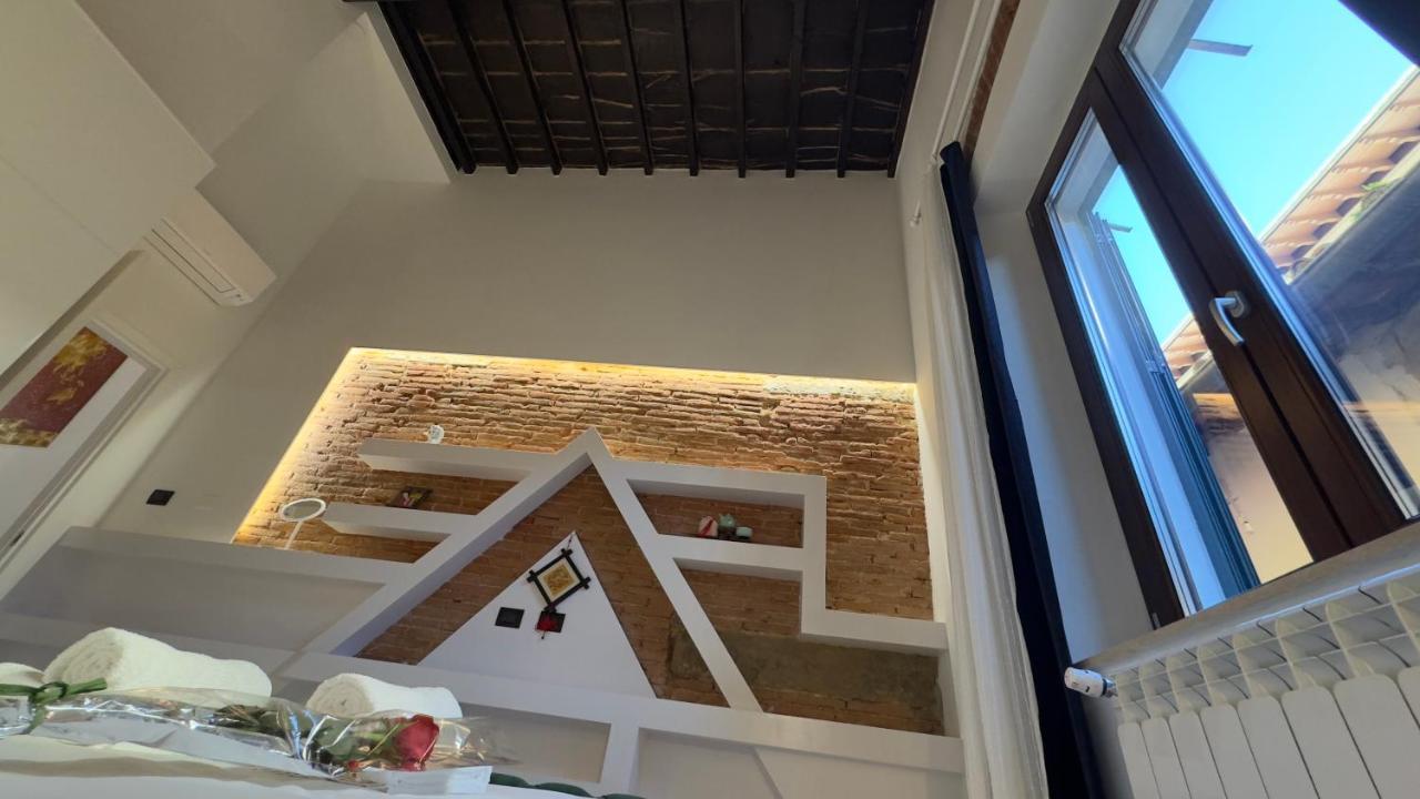 Suite Stylish & Cozy Apartment In The Heart Of Φλωρεντία Εξωτερικό φωτογραφία