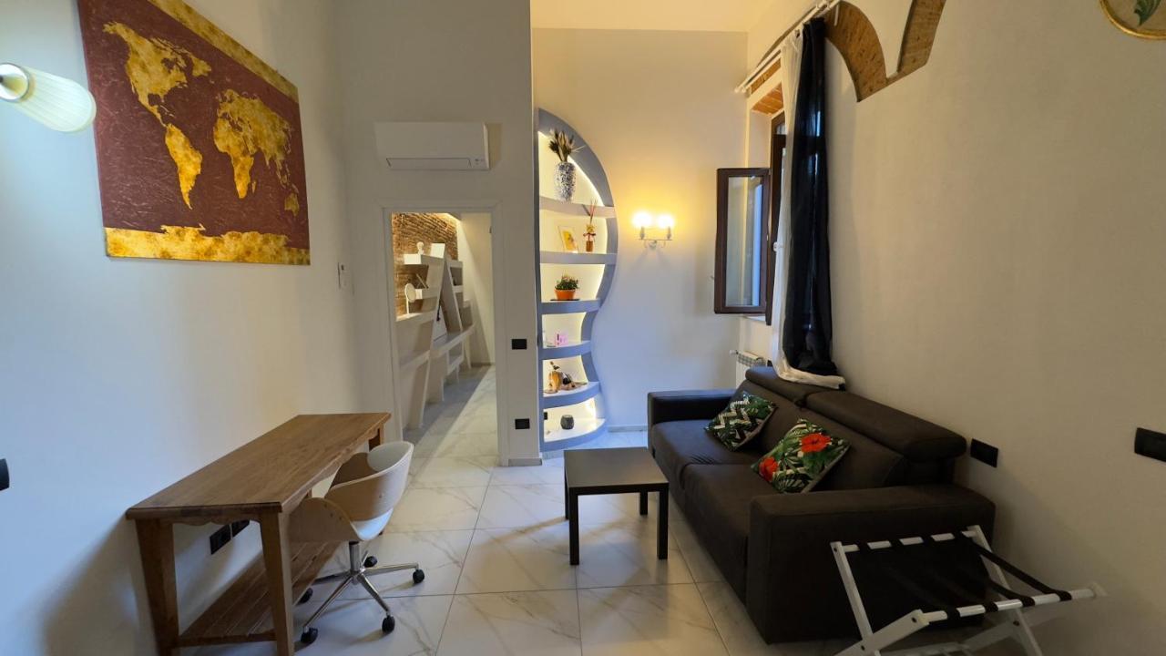 Suite Stylish & Cozy Apartment In The Heart Of Φλωρεντία Εξωτερικό φωτογραφία