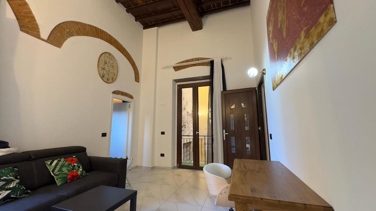 Suite Stylish & Cozy Apartment In The Heart Of Φλωρεντία Εξωτερικό φωτογραφία